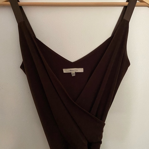 Brown RW&Co wrap dress with satin belt, size XS - Picture 6 of 7